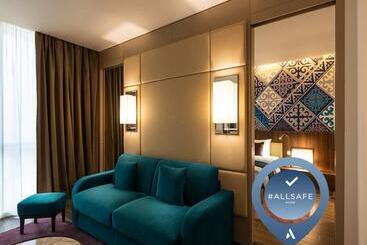 هتل Mercure Almaty City Center