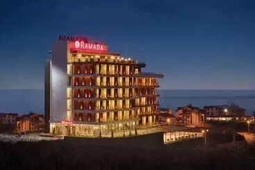 Hotel Ramada By Wyndham Giresun Piraziz