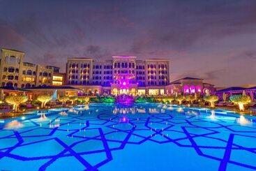 Отель Royal Saray Resort