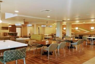 Hotel Holiday Inn & Suites Houston Nw Willowbrook By Ihg