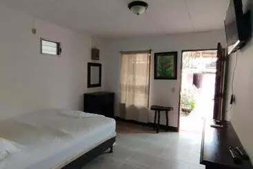 The Landing Hotel And Restaurant