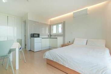 Casa Rural Jeju Jimian Pension