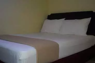 New Wave Hotel Nilai 1