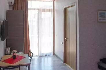 Hotel Homeland