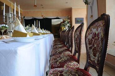 בית מלון כפרי Mladosť