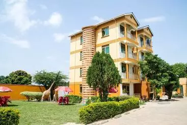 هتل Tropical Suites
