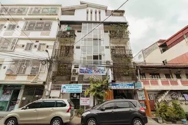 Hôtel Reddoorz At Dbuilders Rooms Ph1 Taguig