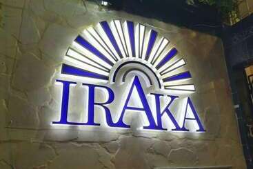 هتل Iraka Zenu