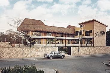 בית מלון כפרי Jabin Tulum