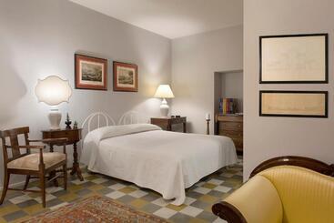 تختخواب و صبحانه Casa Sironi