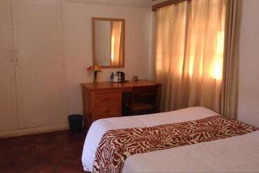 Отель Ack St.julians Centre