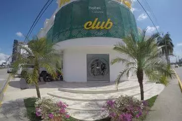 ホテル Calarca Club