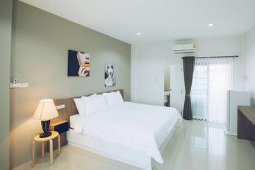 هاستل Tan Bann Mansion Surin