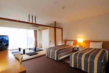 Hotel Wisterian Life Club Usami