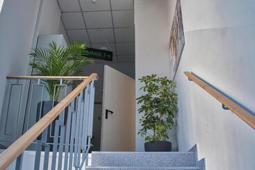 فندق Garni Ilys Inn