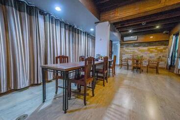 Hotel Na Siri Lakeview