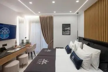 Hôtel Captain Napoleon Paterakis Cnp Luxurious Suites