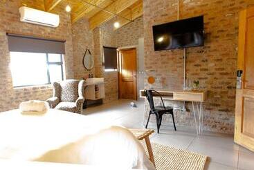 Отель Execustay