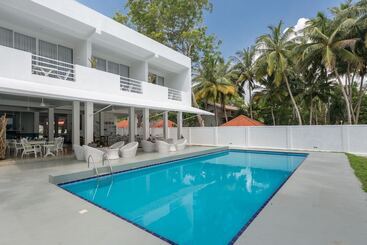 Отель Taru Villas Tangalle Social Tangalle