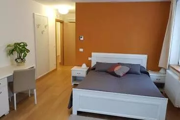 Aamiaismajoitus (B&B) I Personaggi