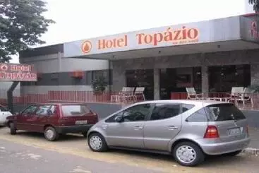 ホテル Topazio Ltda