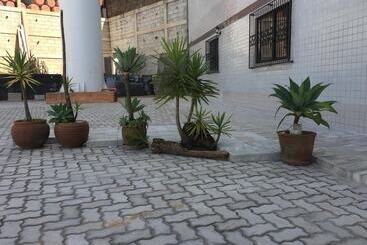 هتل Village Plaza