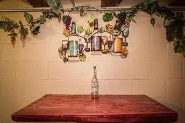コテージ @ Marbella Lane The Wine Mine Desert Escape