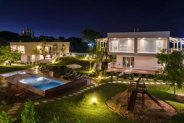 בית מלון כפרי Senderos