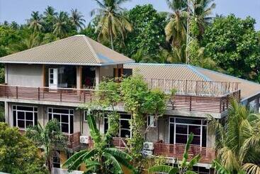 Pension Lhohi White Sand