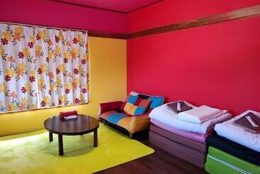 Общежитие Naoshima Kowloon