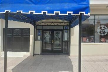 בית מלון כפרי Apm Punta Mogotes