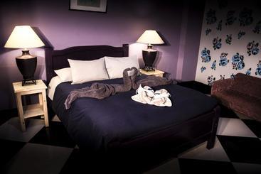 تختخواب و صبحانه York Vintage