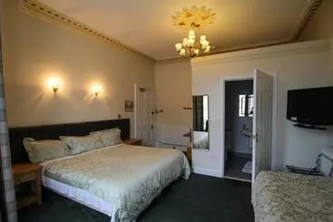 هتل Dunallan Guest House