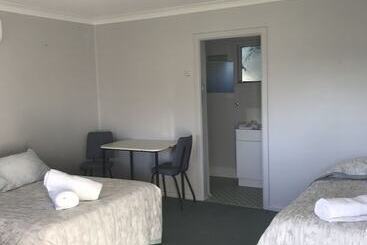 Kootingal Landview Motel