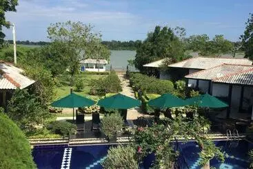 Flower Garden Resort
