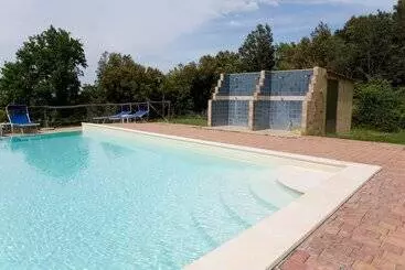 ホテル Antico Borgo Poggiarello