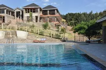هتل Kyangabi Crater Resort