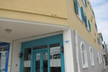 Hotel Owlstay The Salt