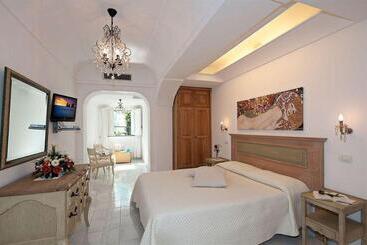 Hotel Villa Flavio Gioia