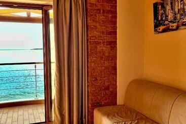 아파트 Entheon Rooms