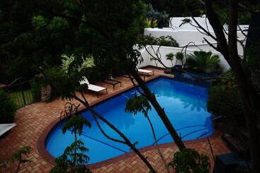 هتل Edenwood House