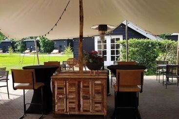 فندق Erfgoed Bossem