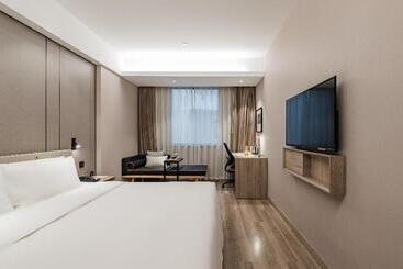 Atour Hotel Xujiahui Meiying