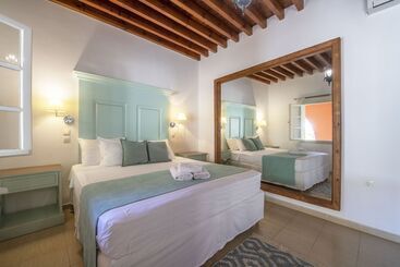 فندق Saint Artemios Boutique