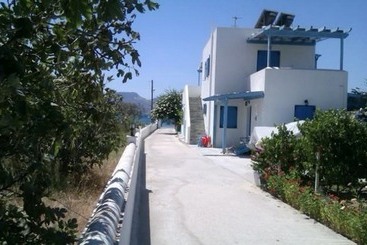 Апартаменты Moustakas Beach