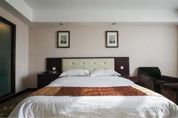 Hotel Vienna 3 Best  Shanghai Expo Sanlin