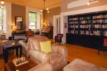 ホテル Frontenac Club Inn