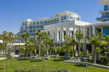Amavi, Madefortwo Hotels   Paphos