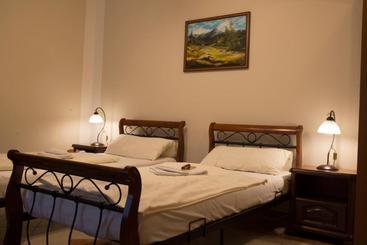 Hotel Penzión Oravia