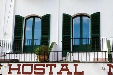 Hostal Marina Cadaques